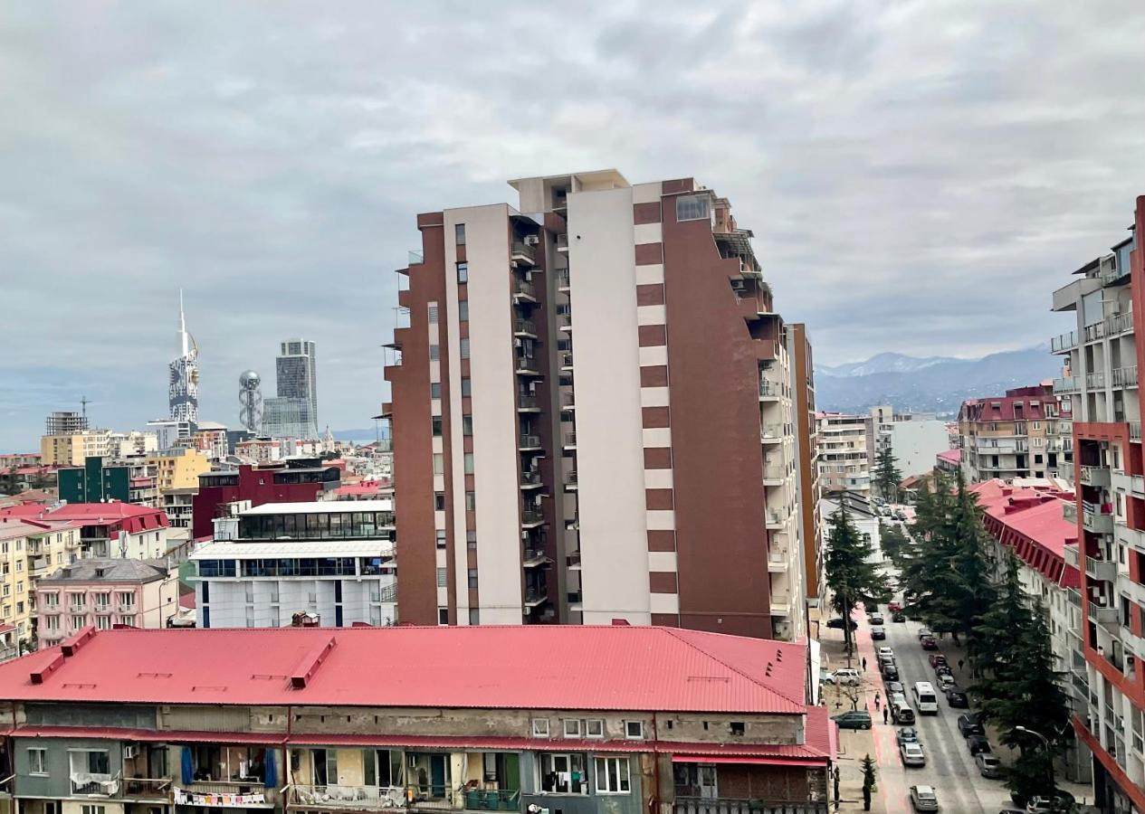 Babi Home Batumi Eksteriør billede