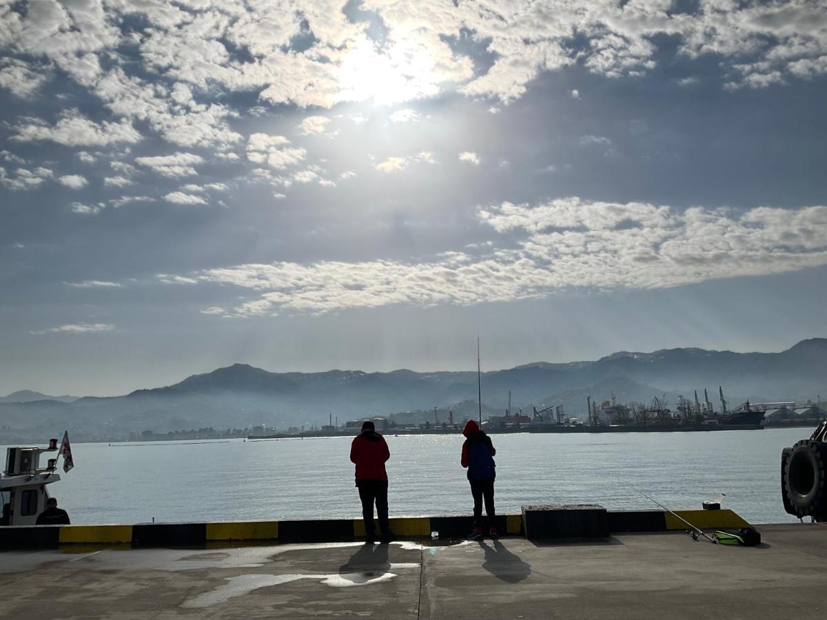 Babi Home Batumi Eksteriør billede