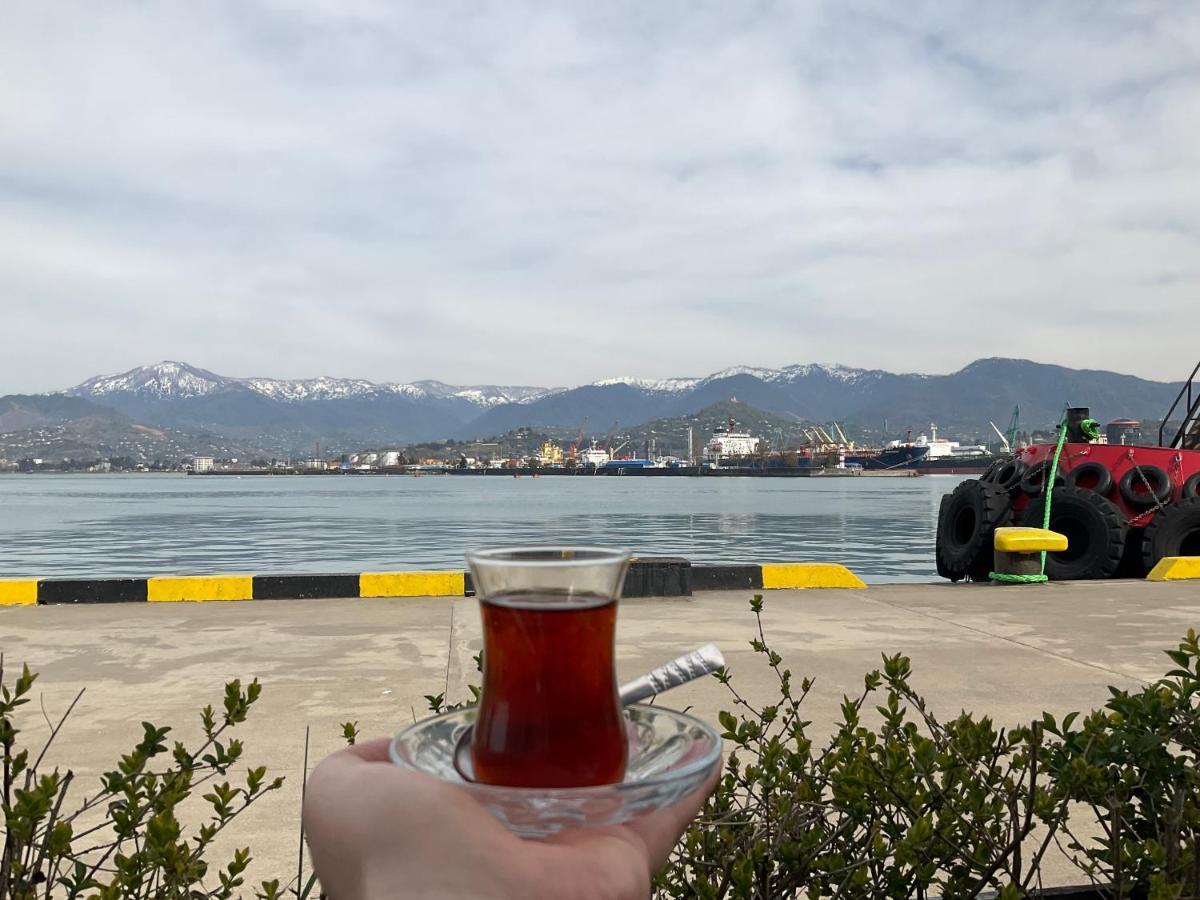 Babi Home Batumi Eksteriør billede